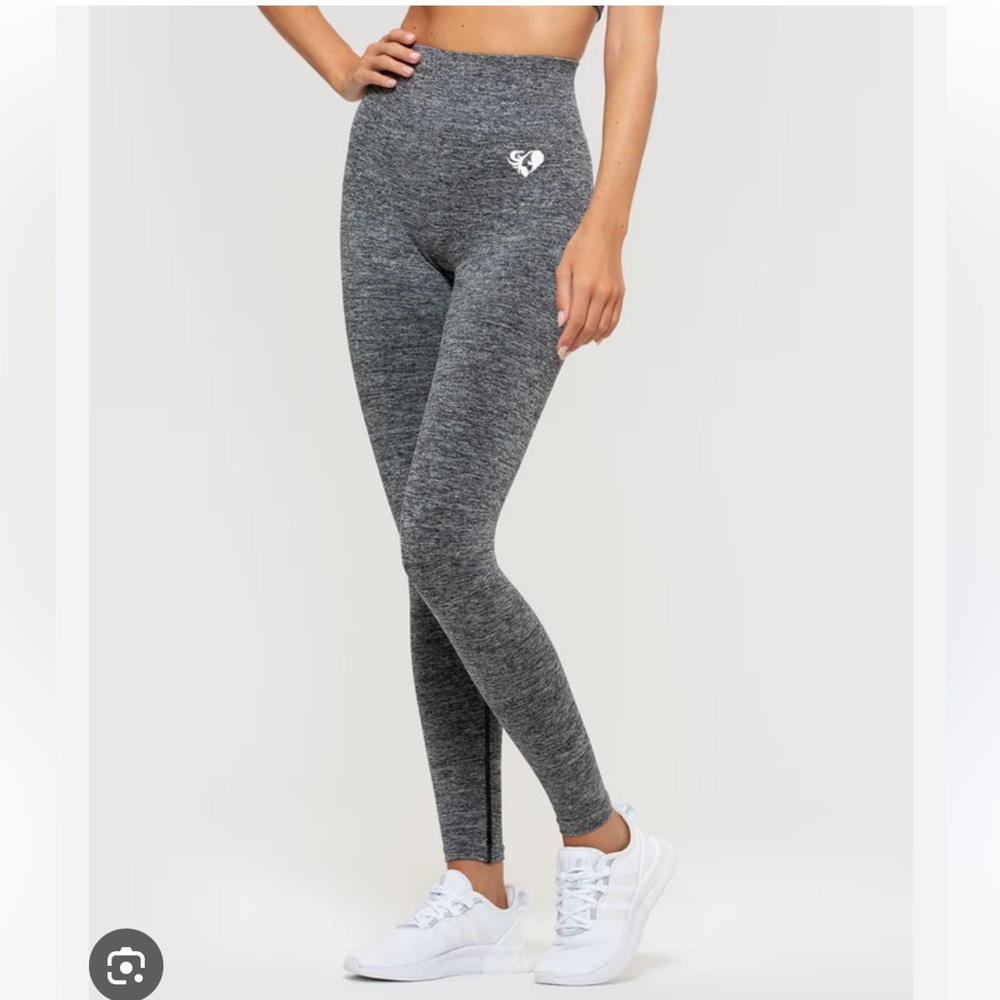 NWT Women’s Best Move Seamless Tights